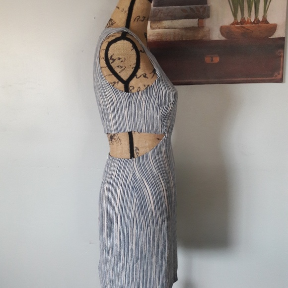 Forever  21 drees 🦋 - Picture 6 of 8